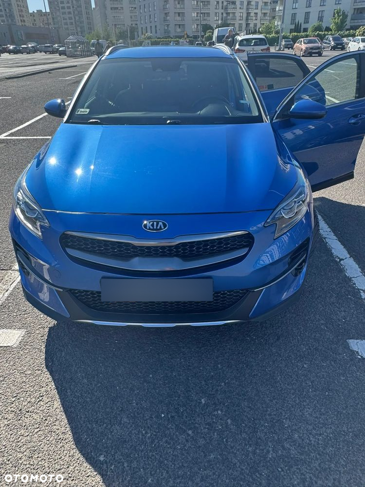 Kia XCeed - 10