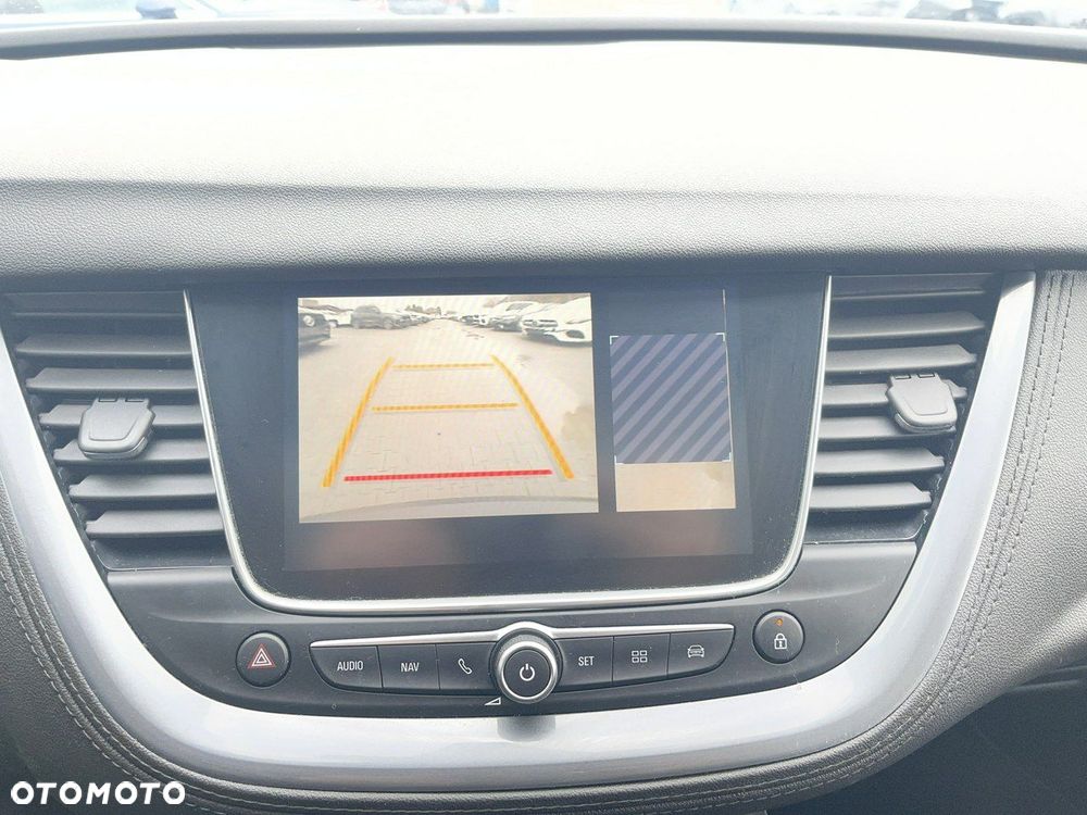 Opel Grandland X 1.2 T GPF Ultimate S&S - 9