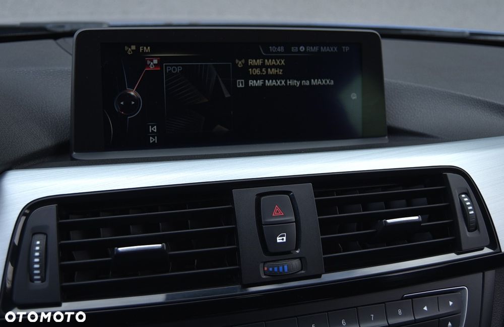 BMW Seria 3 320d xDrive Sport-Aut Sport Line - 29