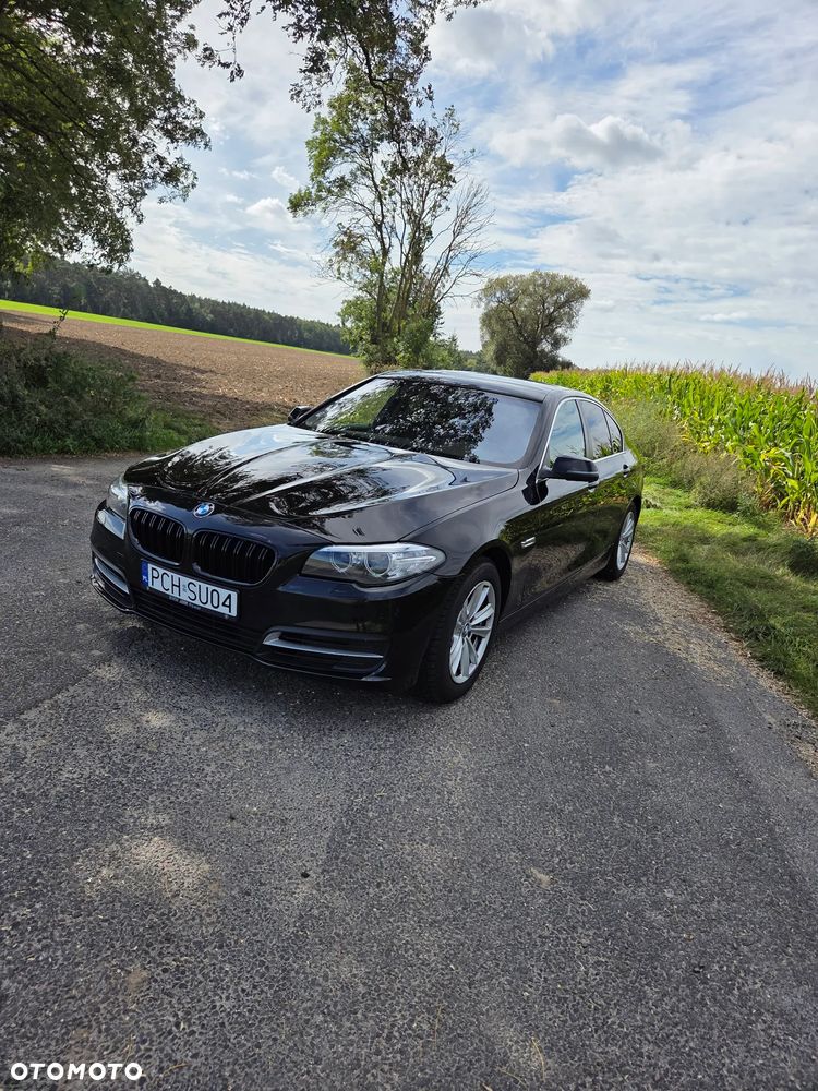 BMW Seria 5 528i Sport-Aut Luxury Line - 6