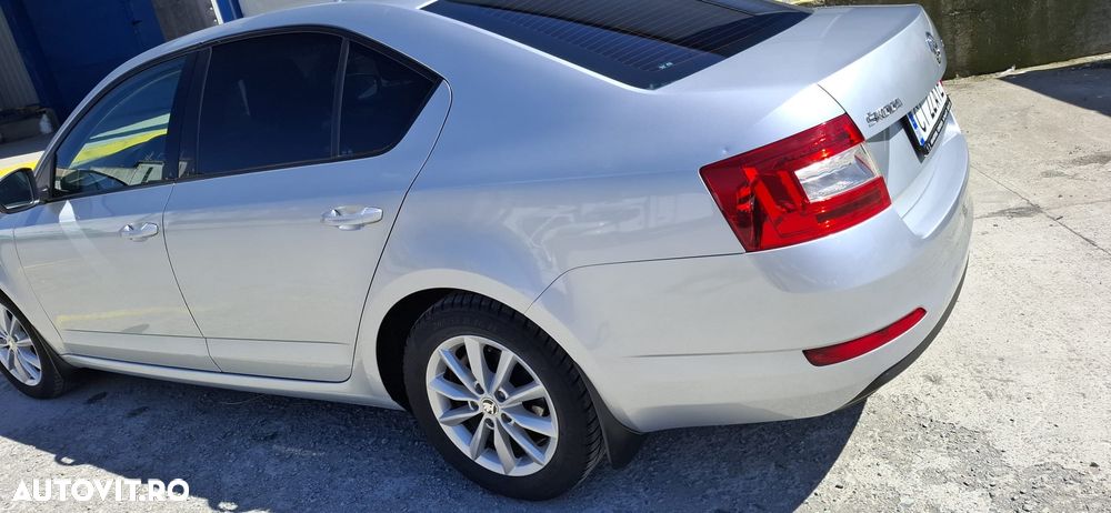 Skoda Octavia - 4