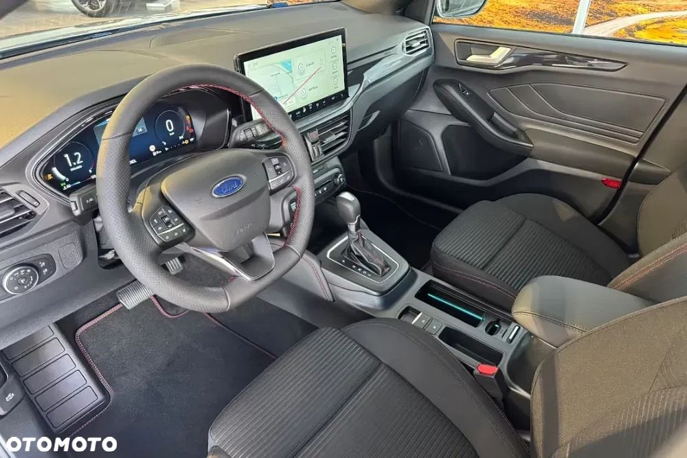 Ford Focus 1.0 EcoBoost mHEV ST-Line X - 15