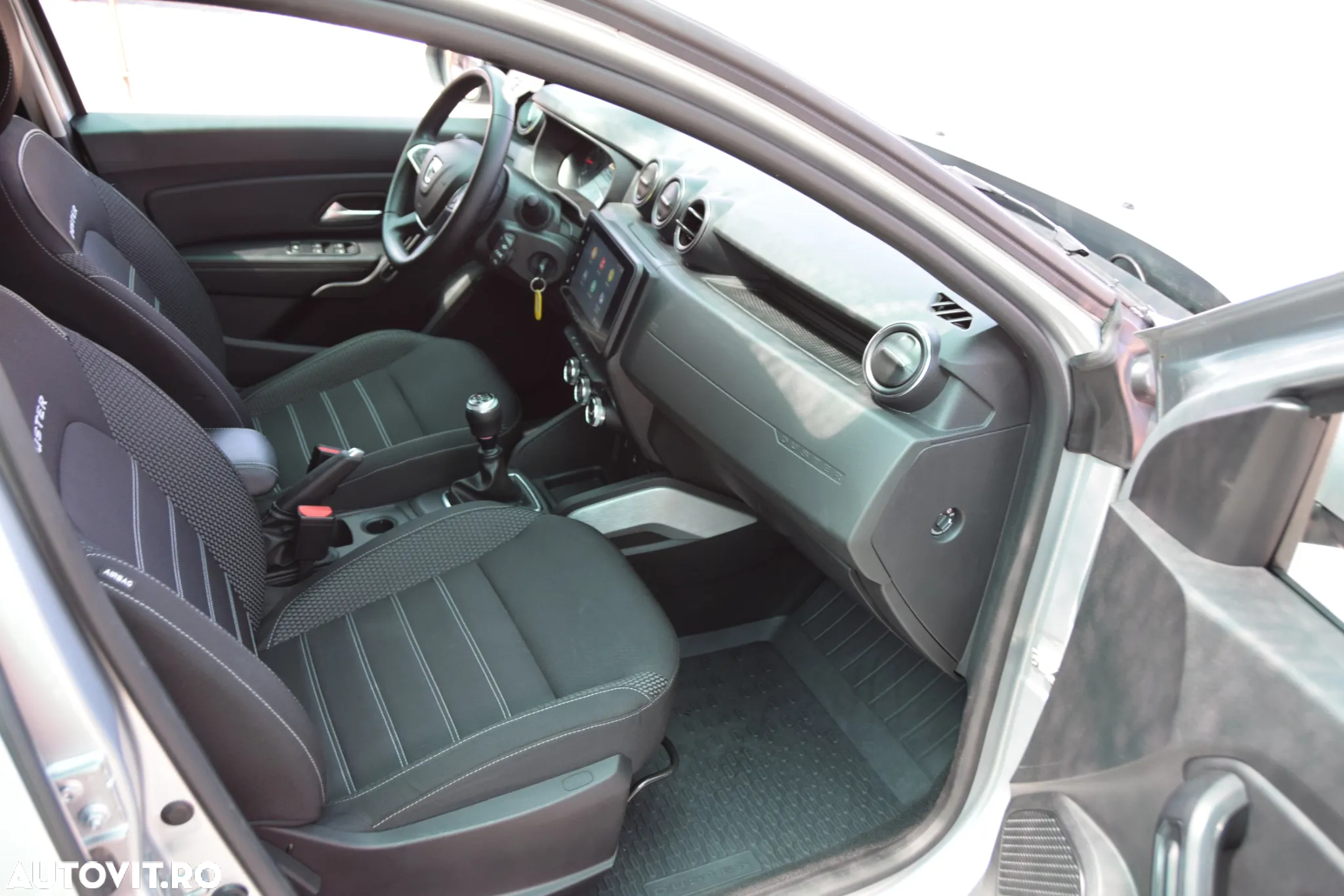 Dacia Duster TCe 130 GPF Prestige jante 17" - 4
