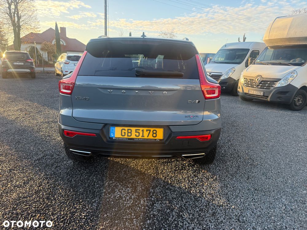 Volvo XC 40 D4 AWD Geartronic R-Design - 7