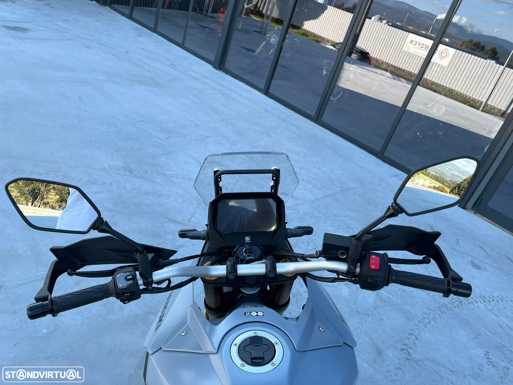 Suzuki V Strom 800 DE - 8
