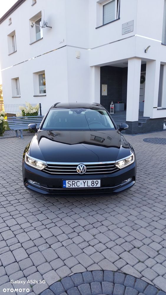 Volkswagen Passat 2.0 TDI SCR Comfortline - 12