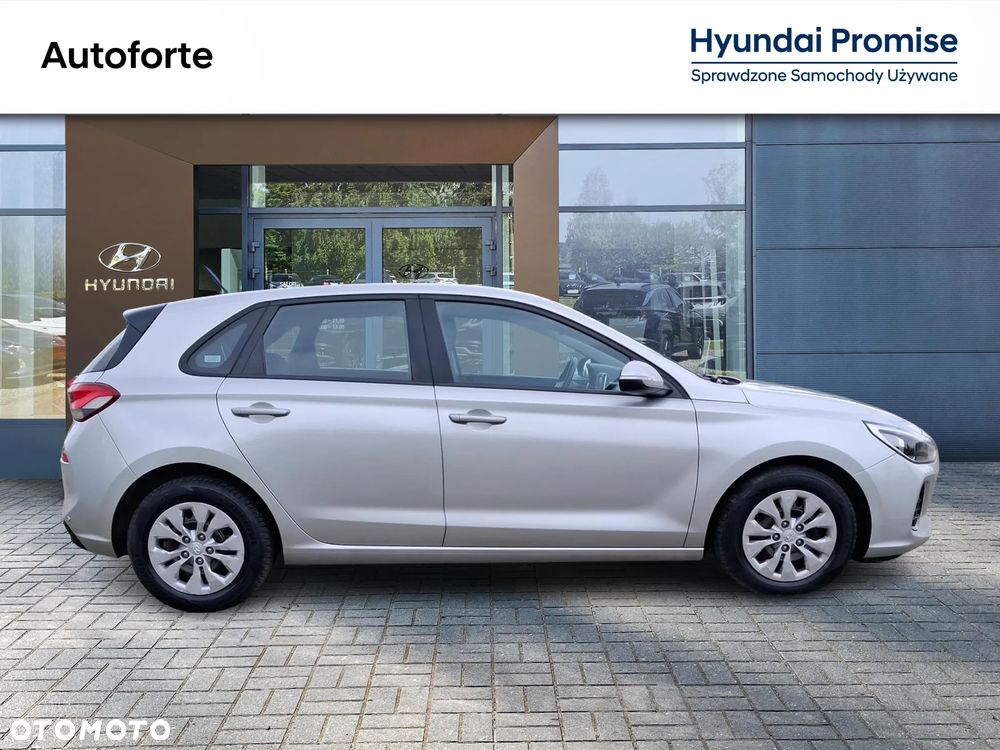 Hyundai i30 1.4 Classic + - 6