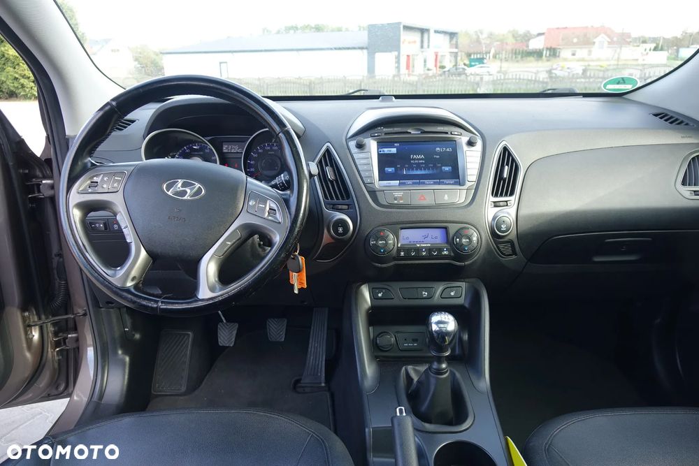 Hyundai ix35 1.6 2WD blue Style - 15
