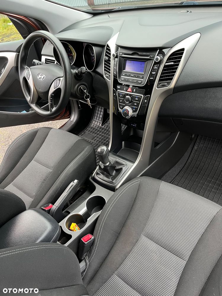 Hyundai i30 1.4 Classic - 6