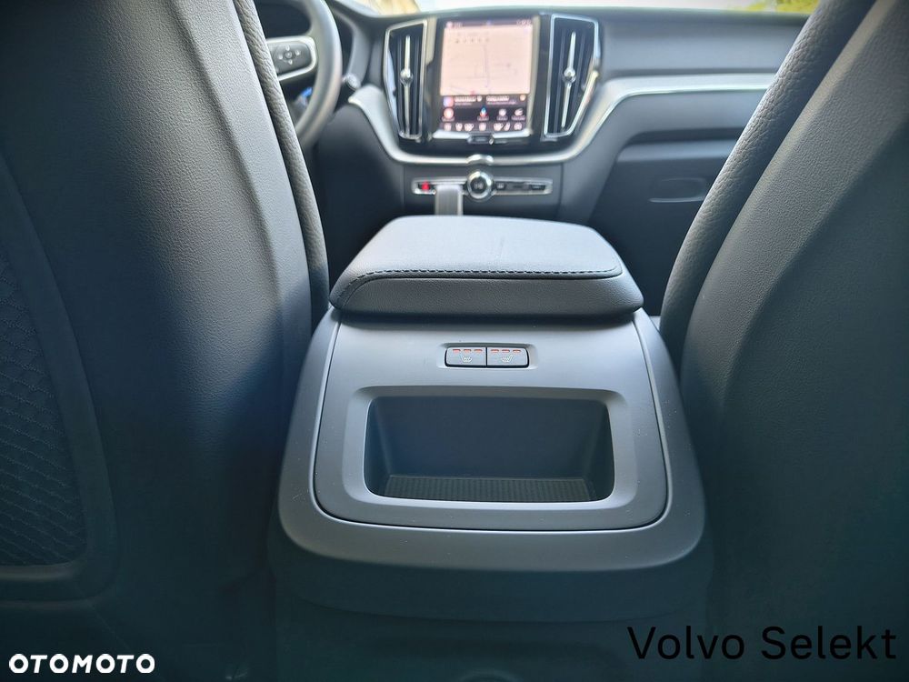 Volvo XC 60 - 30