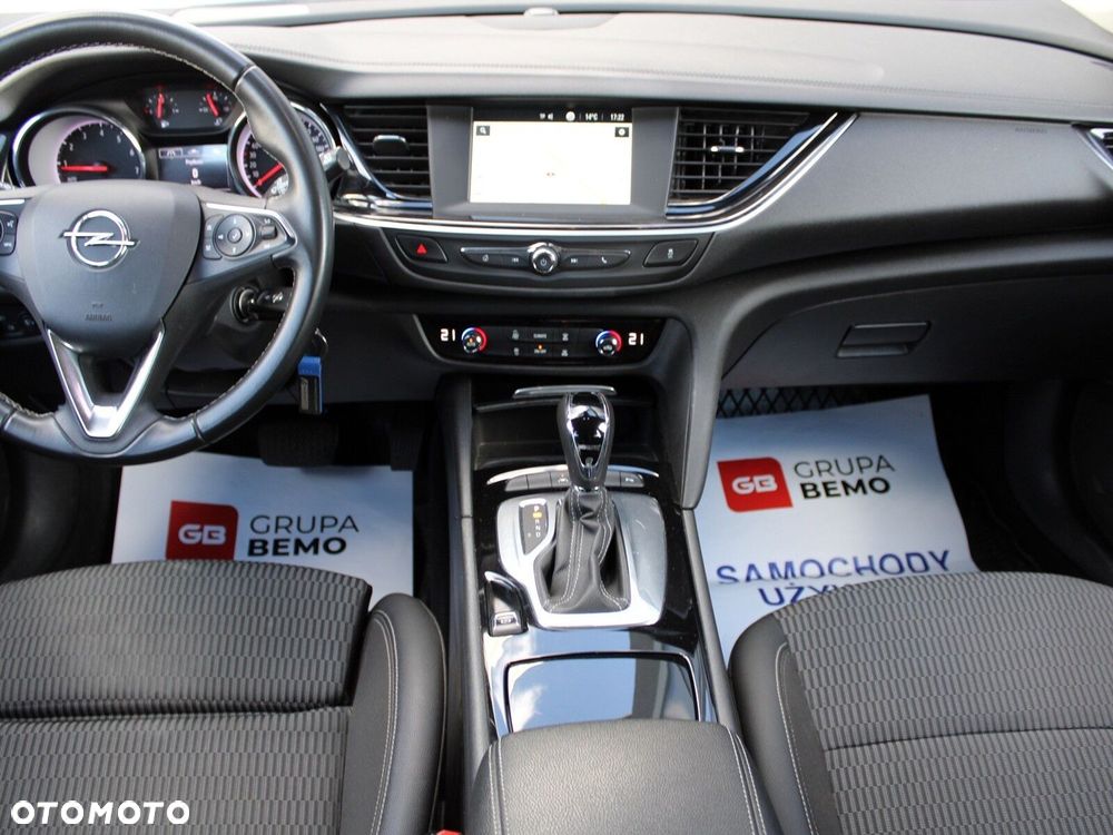 Opel Insignia 1.5 T Innovation S&S - 17