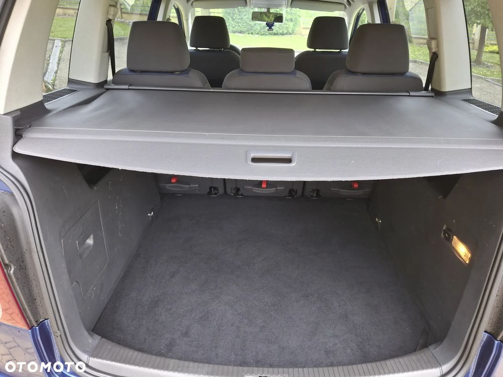 Volkswagen Touran 1.6 Basis - 14