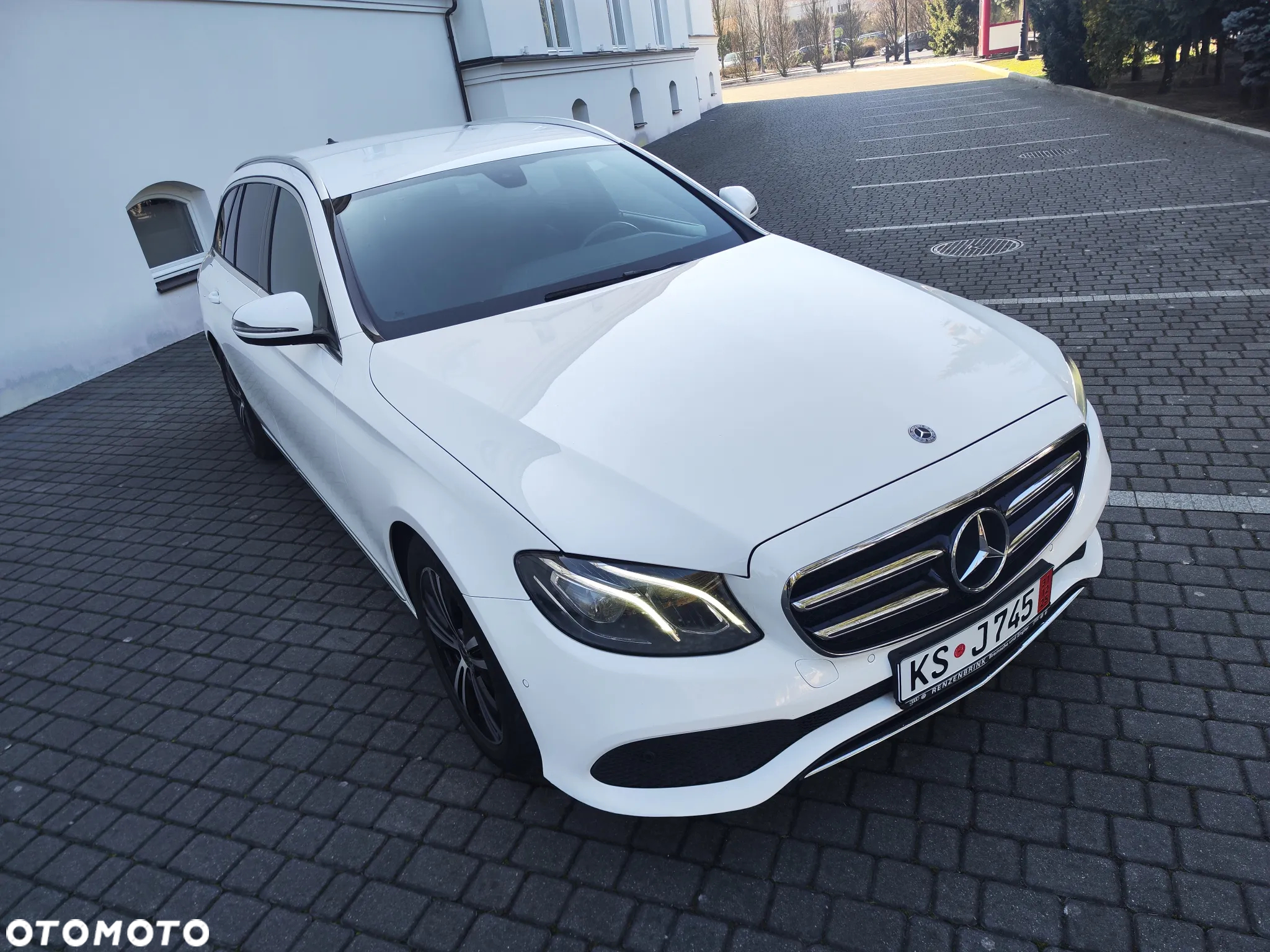Mercedes-Benz Klasa E 220 d Avantgarde - 8