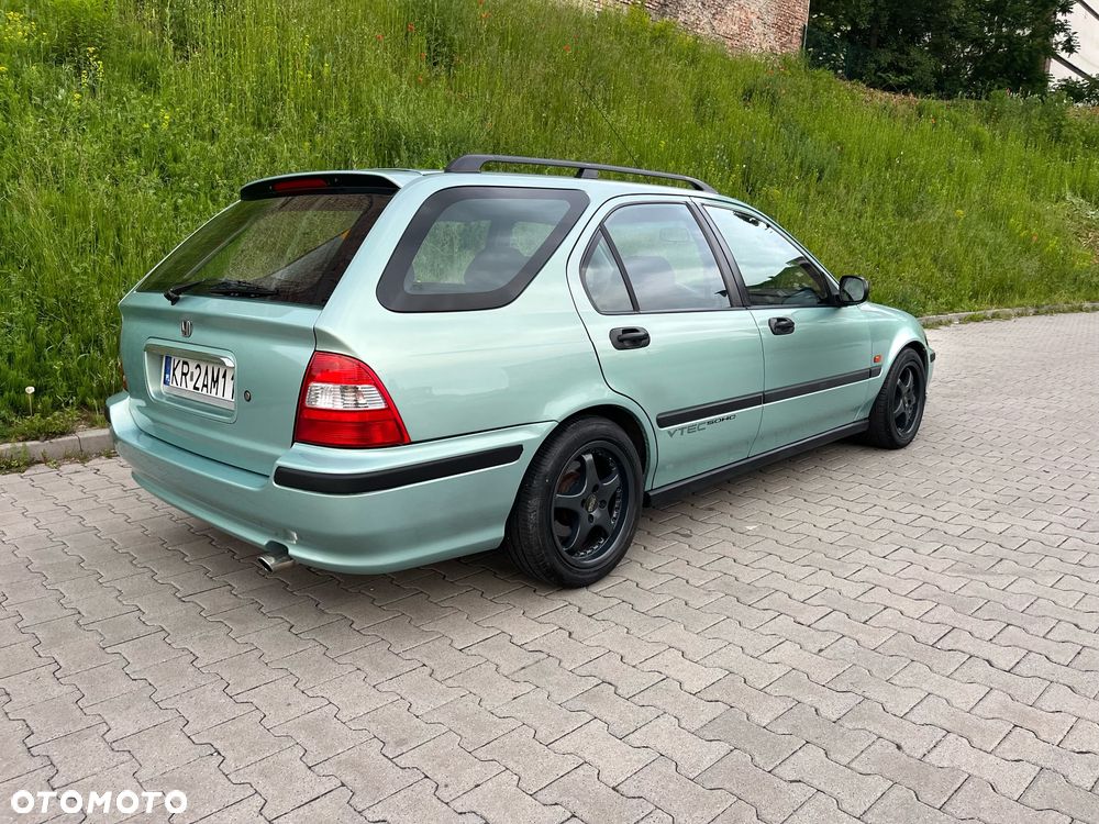 Honda Civic 1.5i VTEC - 3