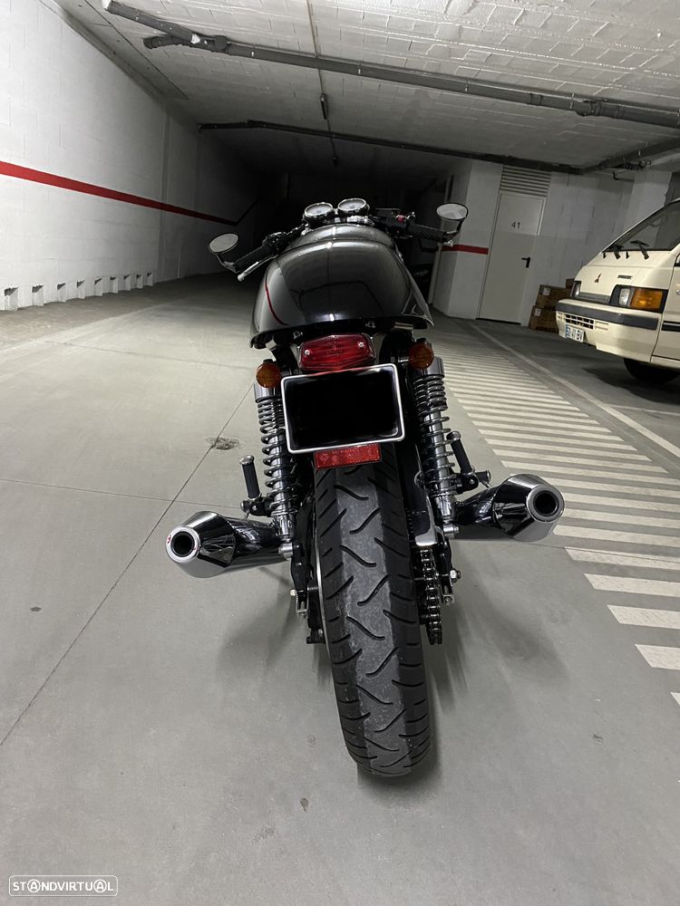 Triumph Thruxton - 5