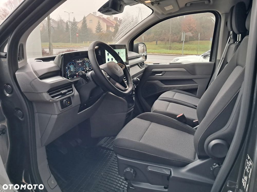 Volkswagen Transporter - 18