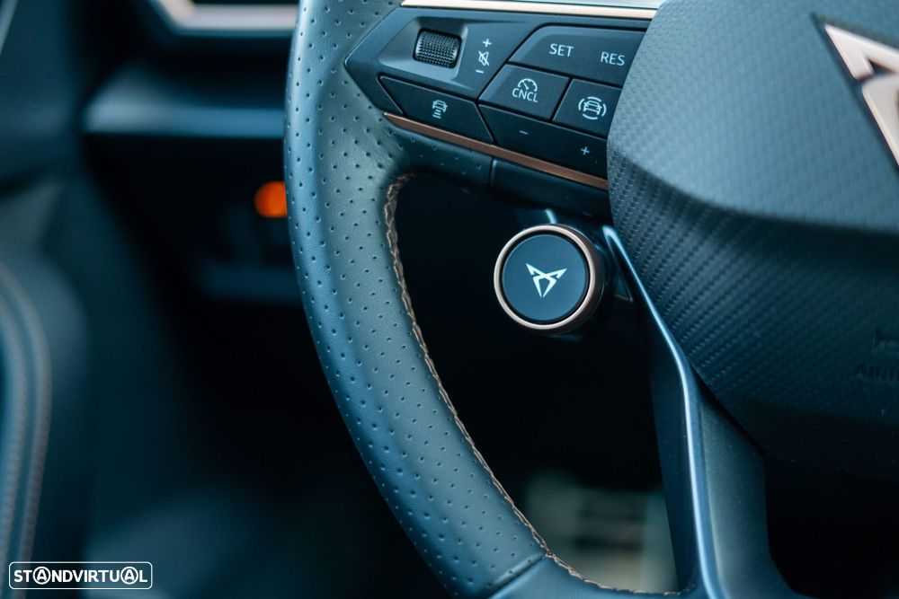 Cupra Leon ST 1.5 e-Hybrid VZ DSG - 15