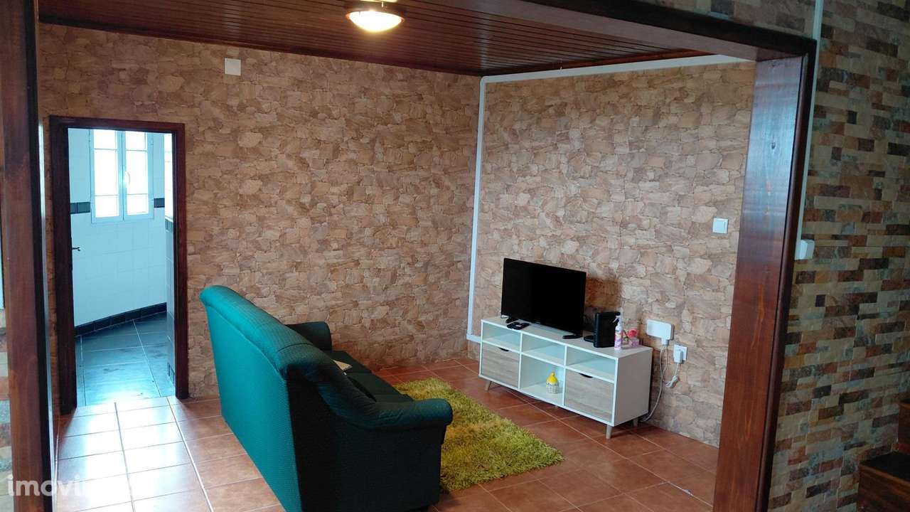 Moradia Geminada, 3 quartos, Povoação, Água Retorta - Grande imagem: 2/3