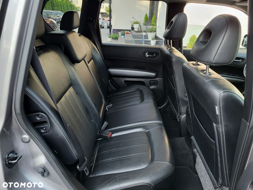 Nissan X-Trail - 11