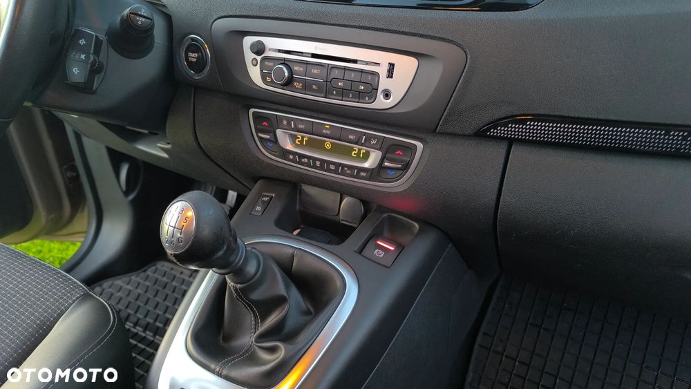 Renault Scenic dCi 110 LIMITED - 15
