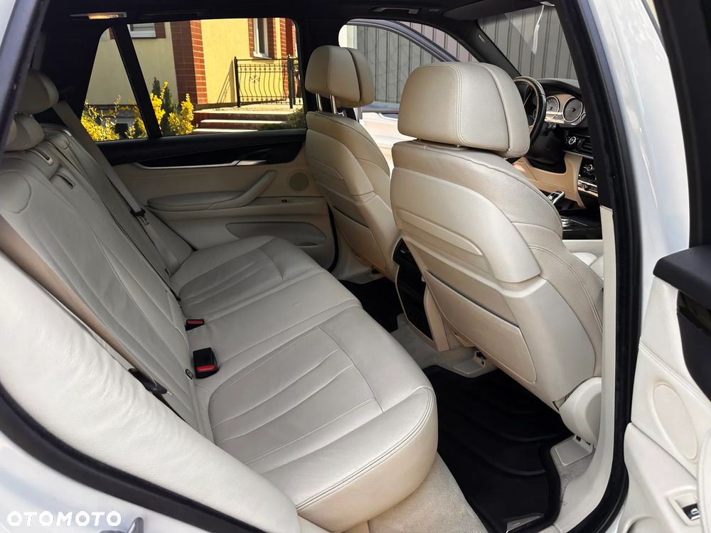 BMW X5 xDrive40d - 14