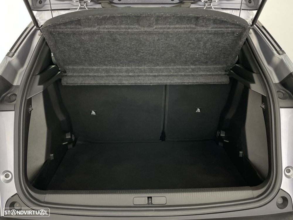 Peugeot 2008 1.2 PureTech Active - 13