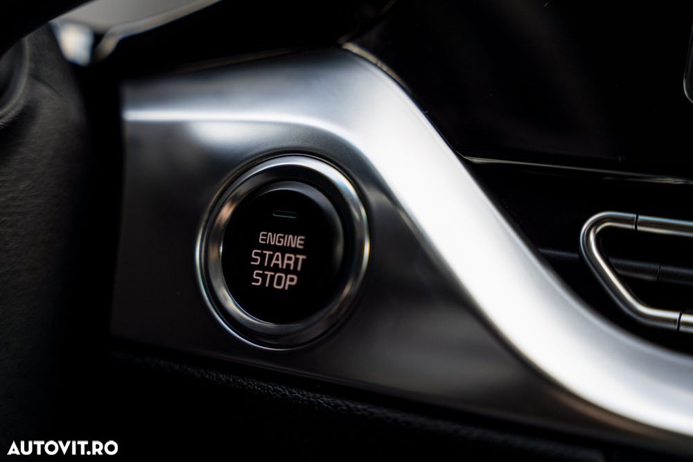 Kia Niro 1.6 GDI PHEV 2WD OPF Aut. Vision - 31