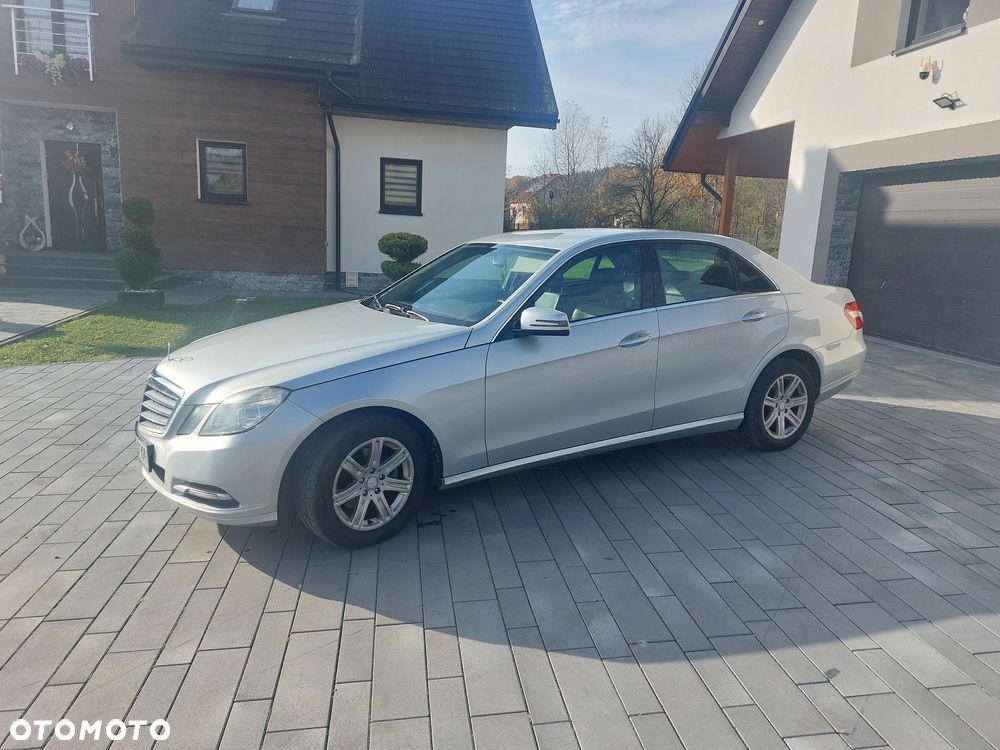 Mercedes-Benz Klasa E 200 CDI BlueEff Elegance - 29