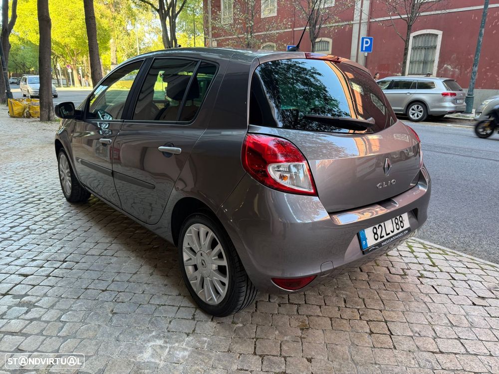 Renault Clio 1.2 TCE Dynamique S - 9