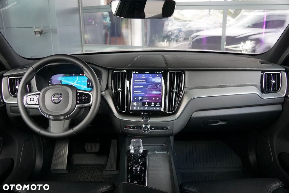 Volvo XC 60 B5 B AWD Ultimate Black Edition - 35