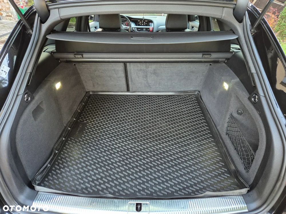 Audi A4 Allroad - 31