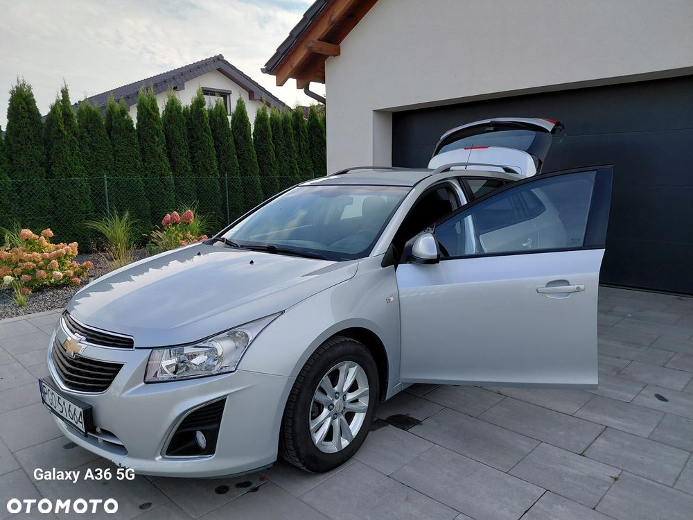 Chevrolet Cruze 1.6 LT - 12