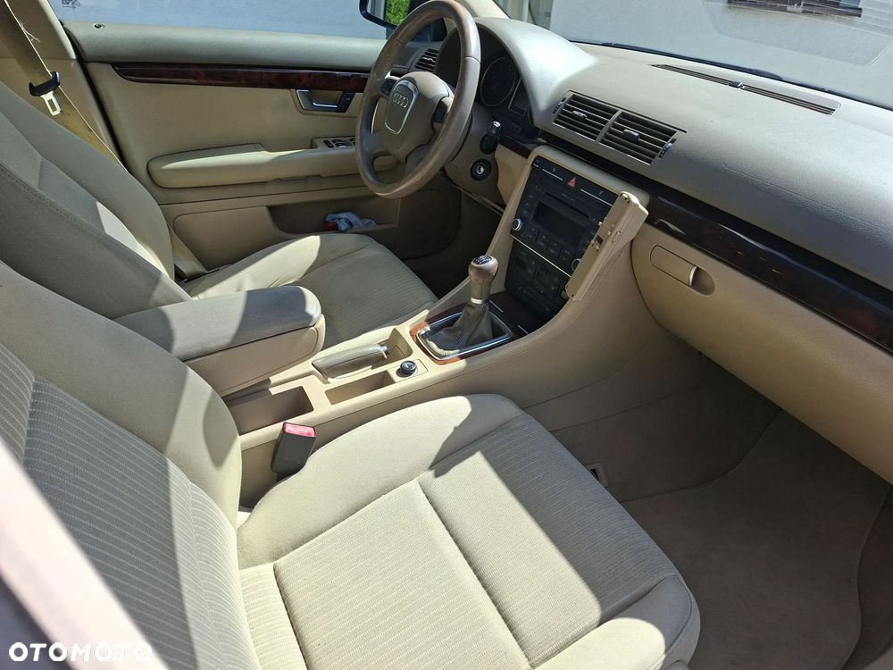 Audi A4 Limousine 2.0 TDI - 8