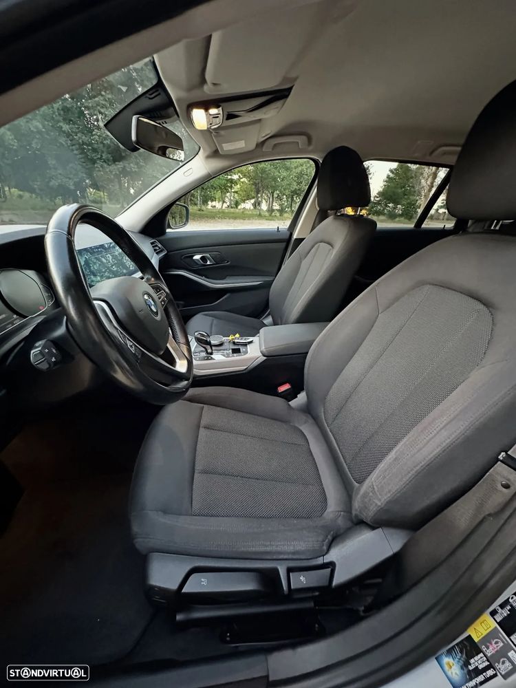 BMW 330 e Line Sport Auto - 9