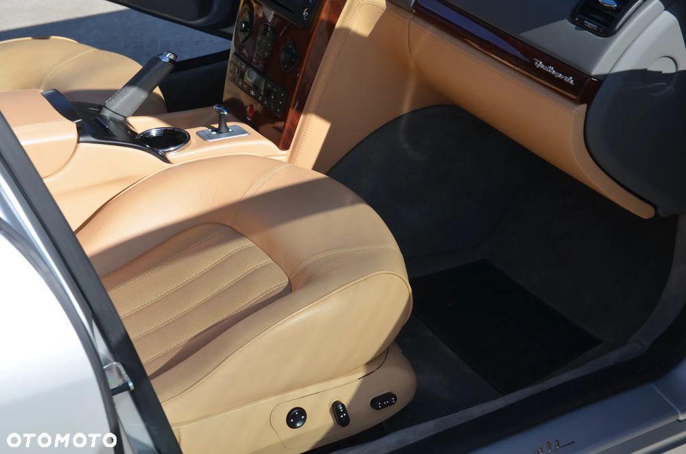 Maserati Quattroporte Automatic - 28