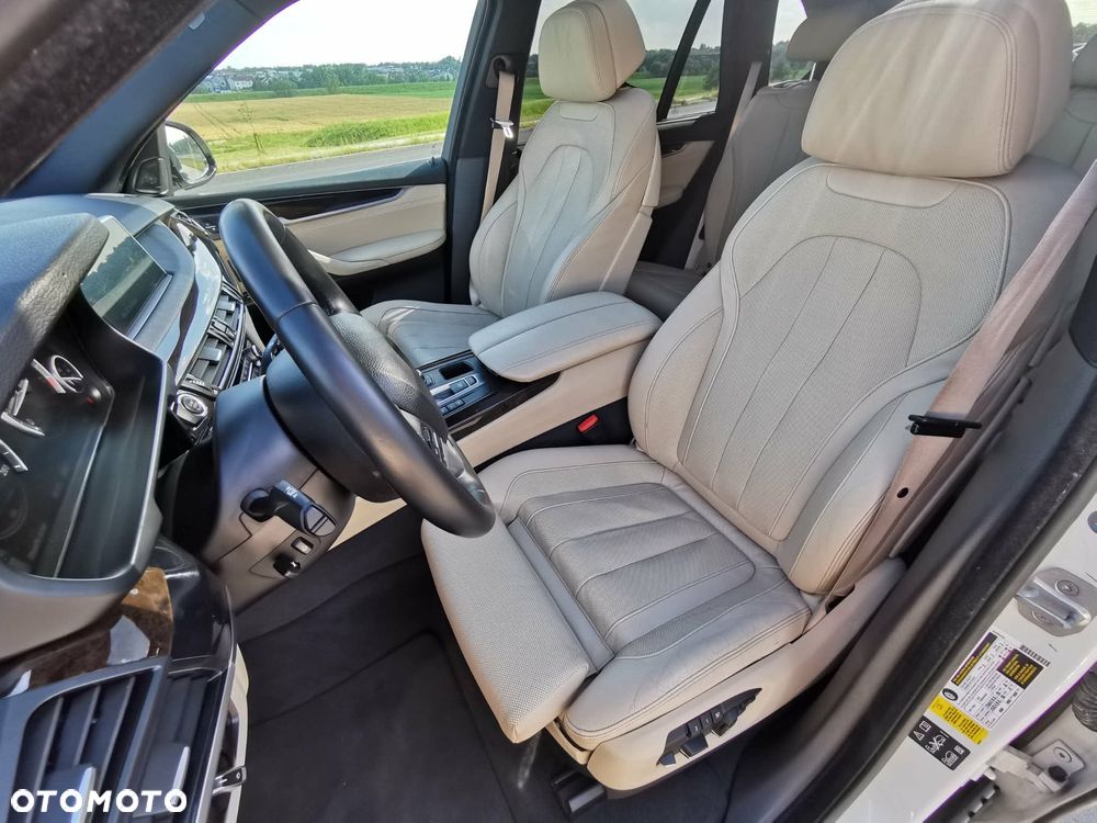 BMW X5 xDrive35i - 11