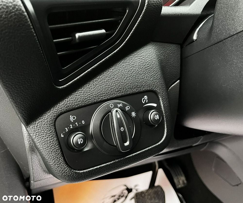 Ford Kuga 2.0 TDCi 4WD Titanium - 27