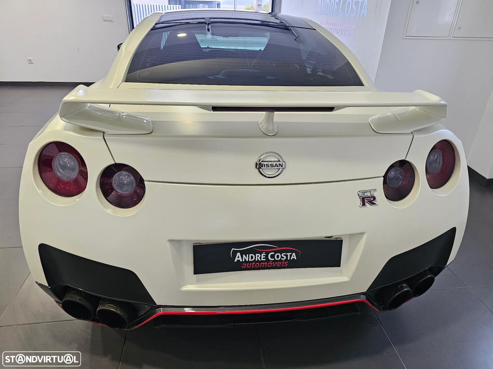 Nissan GT-R 3.8 V6 Premium Edition - 9