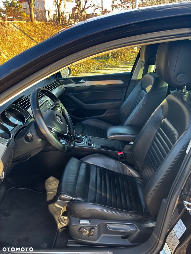 Volkswagen Passat - 5