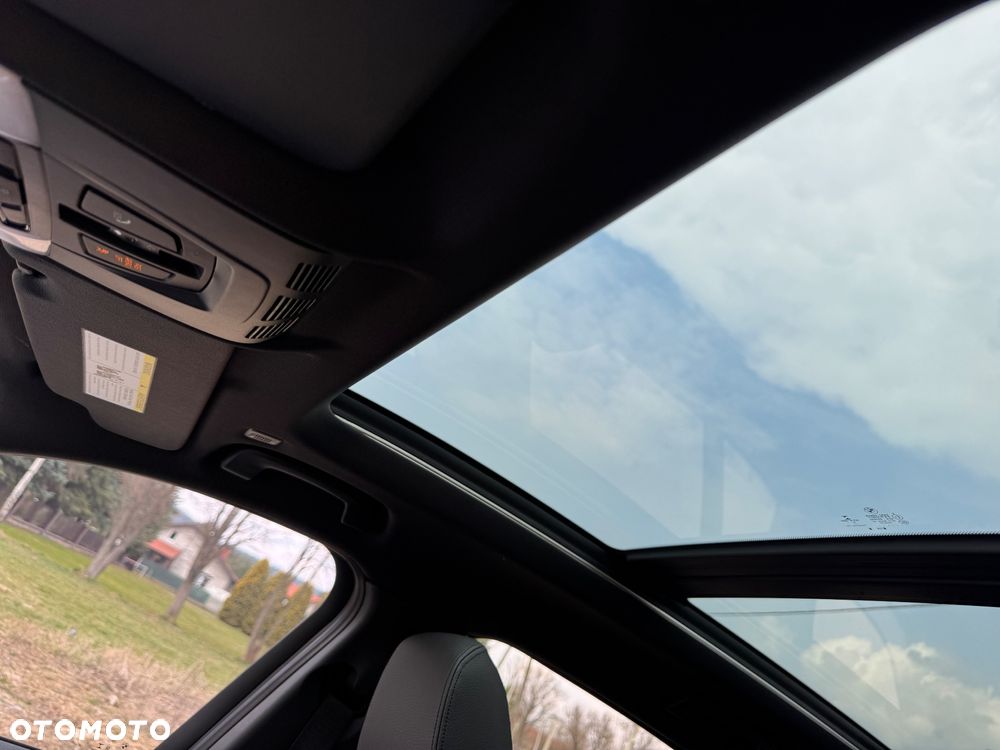 BMW X1 xDrive28i Sport Line - 32