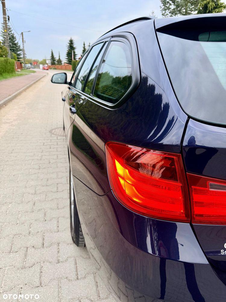 BMW Seria 3 320d - 16