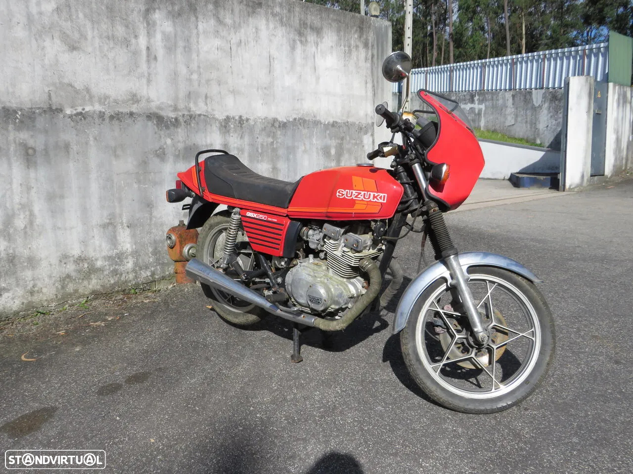 Suzuki GS 25X 250c - Peças Usadas (9233) - 2