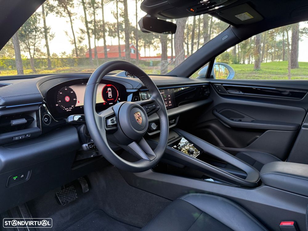 Porsche Macan Standard - 8