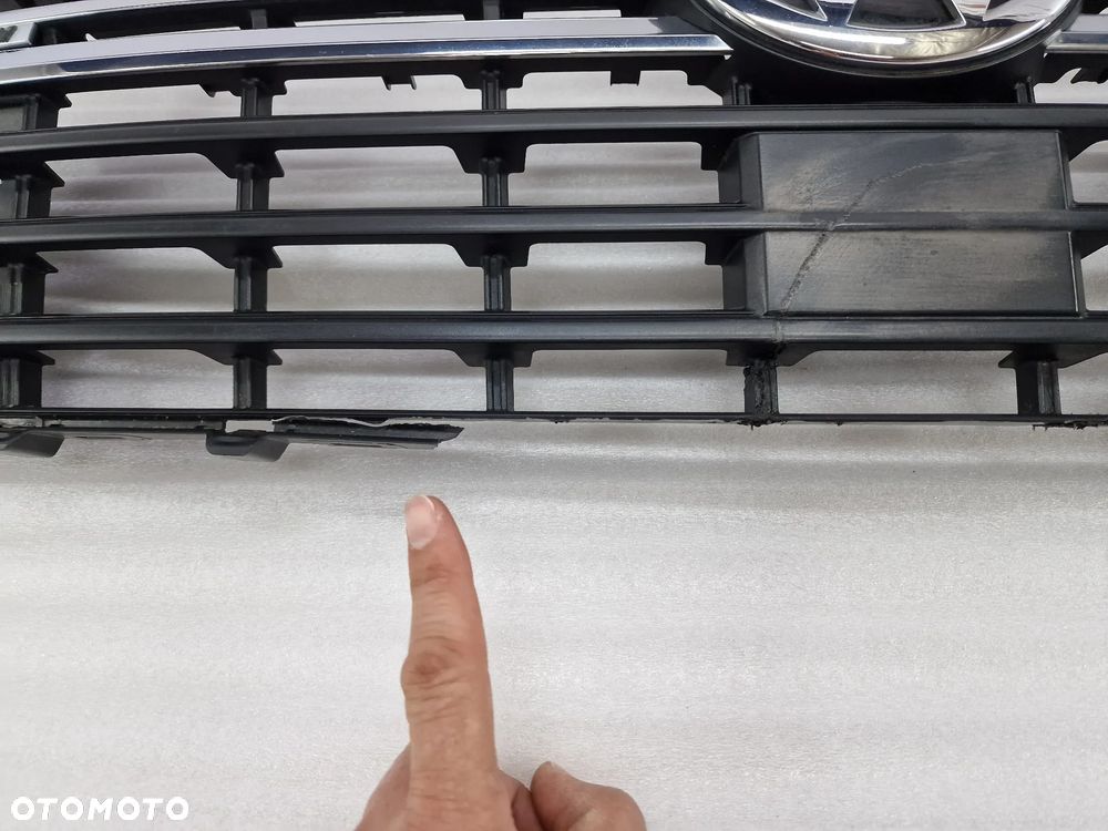 VW T6 LIFT T6.1 7LA 19- 4 MOTION ATRAPA / GRILL PRZEDNI PRZÓD , NR 7LA853651C / 7LA853653J , NR AUKCJI GR123 - 16