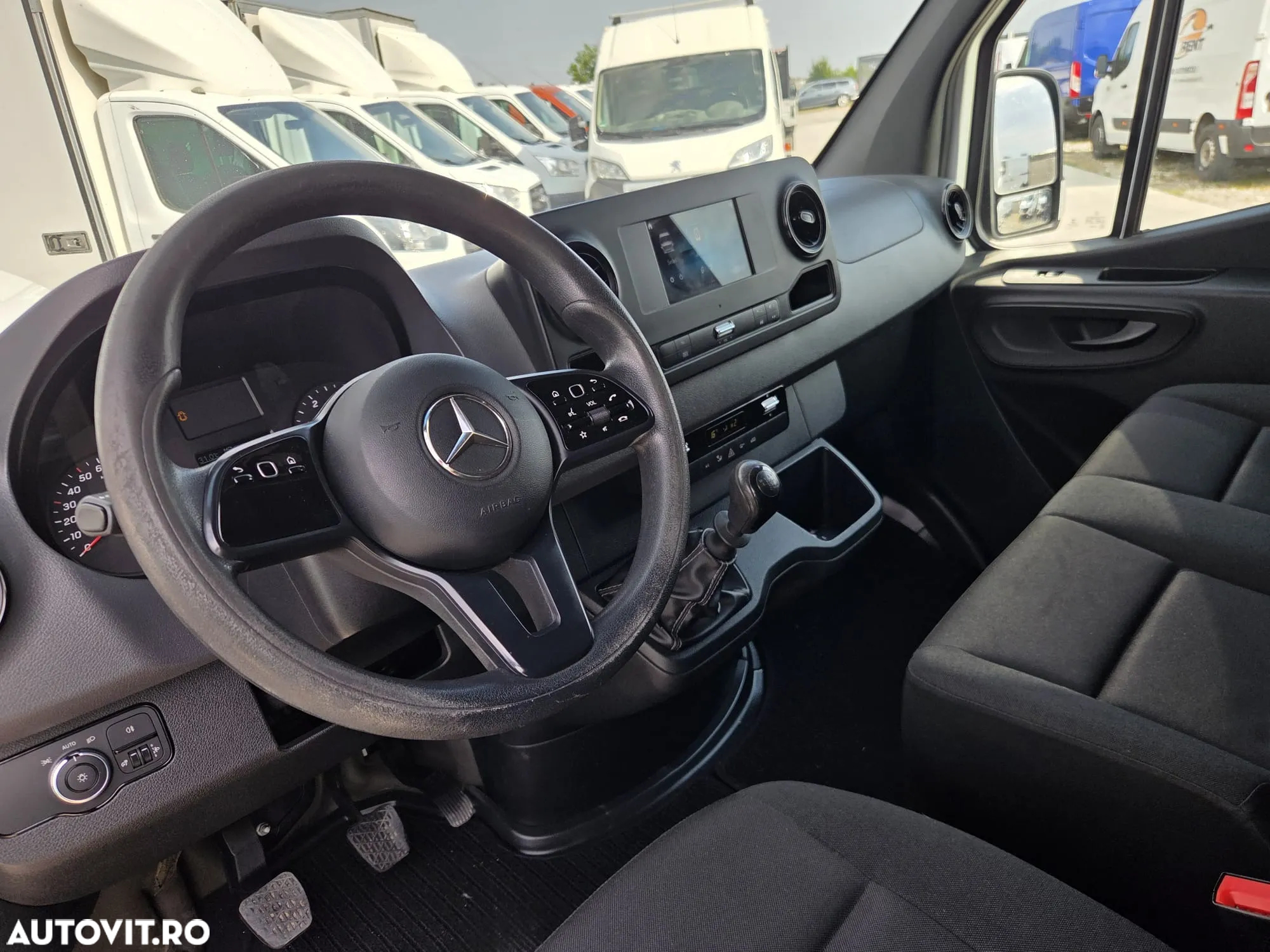 Mercedes-Benz New Sprinter L3H2 - 27