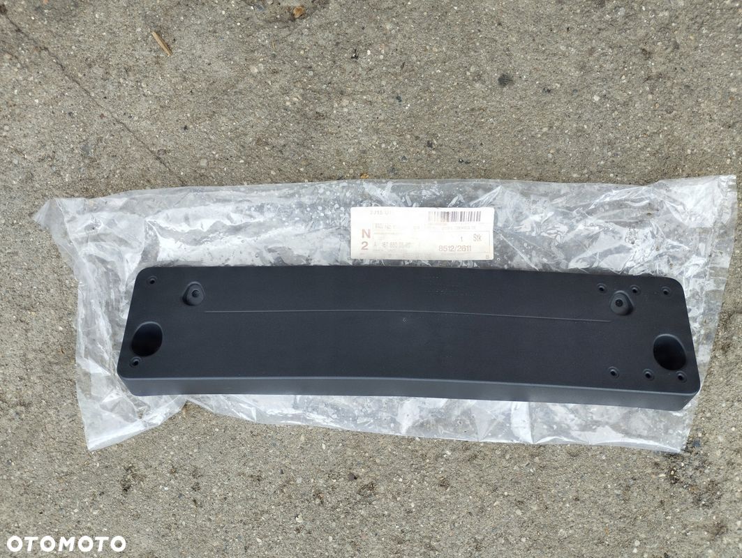 Podkładka pod tablicę rejestracyjną Mercedes GLE W167 A1678859203 NOWA - 1