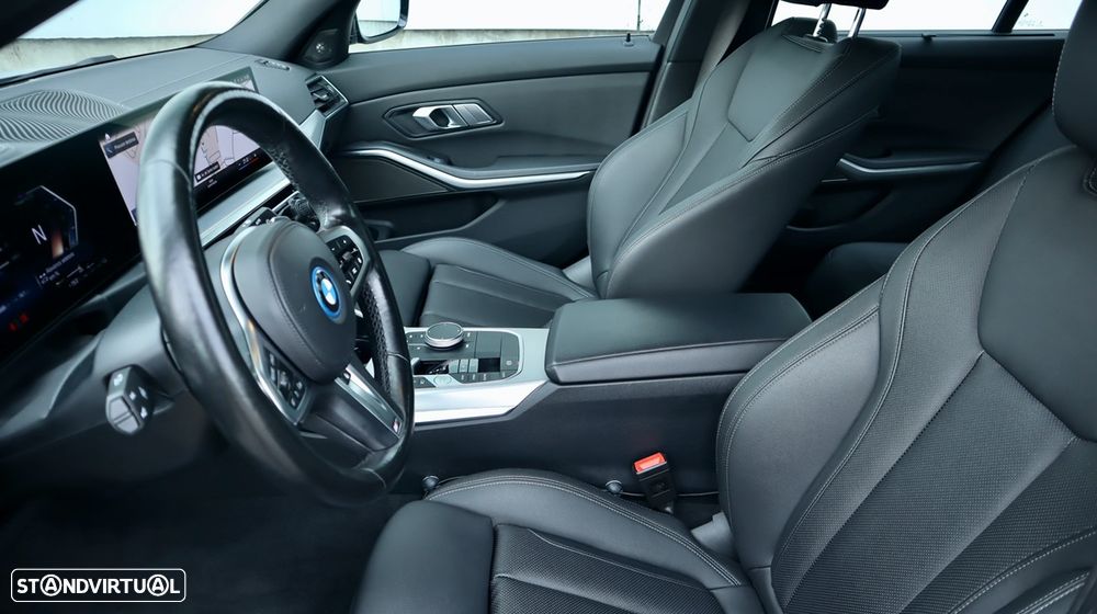 BMW 330 e xDrive Aut. M Sport - 19