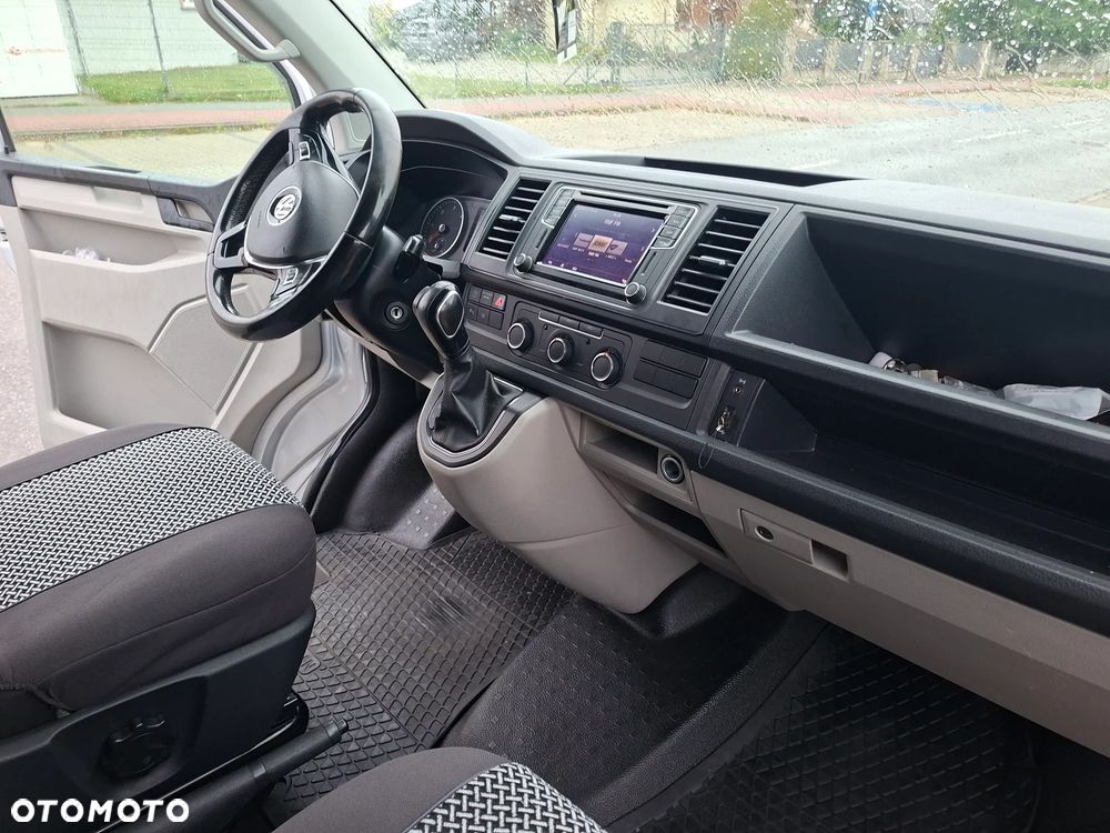 Volkswagen Transporter T6 - 23