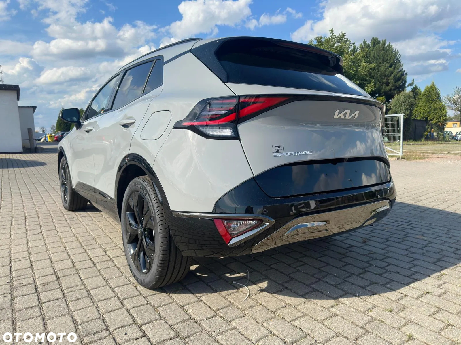 Kia Sportage 1.6 T-GDI HEV Anniversary 2WD - 2
