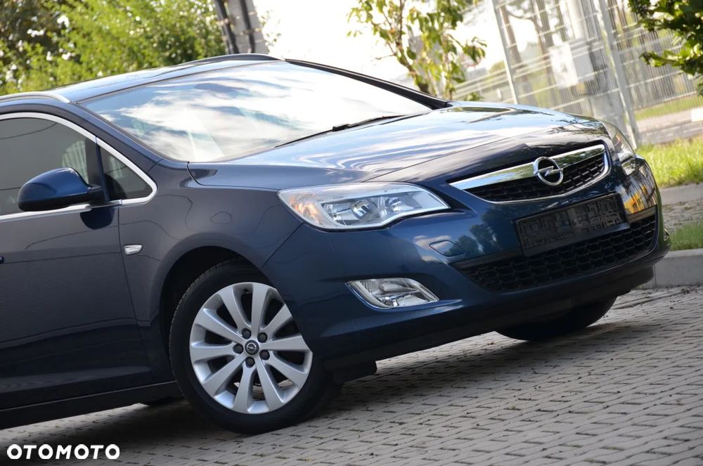 Opel Astra 1.4 T Cosmo - 17